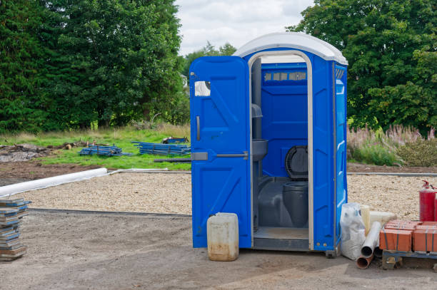 Best Portable Shower Rental  in Crandon, WI